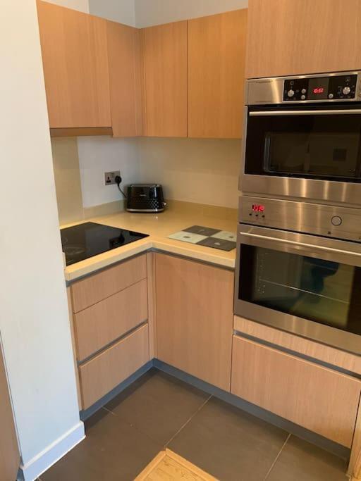 Stunning 2 Bed Flat! Centrally Located In London, Uk! Luaran gambar
