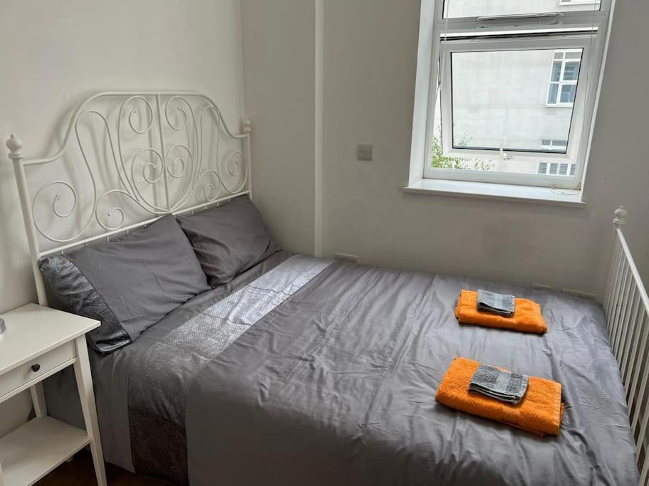 Stunning 2 Bed Flat! Centrally Located In London, Uk! Luaran gambar
