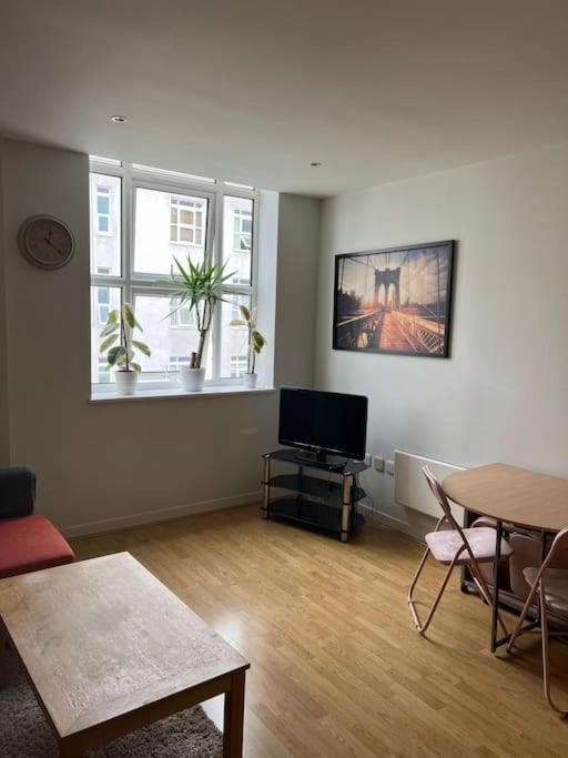 Stunning 2 Bed Flat! Centrally Located In London, Uk! Luaran gambar