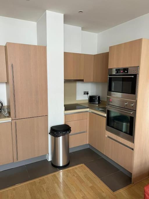 Stunning 2 Bed Flat! Centrally Located In London, Uk! Luaran gambar